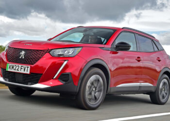 New Peugeot e-2008 2022 review