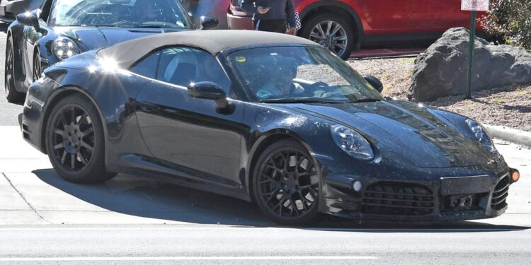 New Porsche 911 facelift to gain Taycan technology