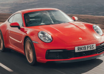 Porsche 911 review | Auto Express