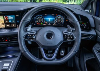 Volkswagen to axe touch-sensing controls, bring back physical buttons