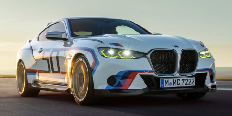 New BMW 3.0 CSL gets 552bhp straight-six power and manual gearbox