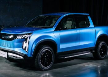 Foxconn Model V all-electric pick-up truck unveiled