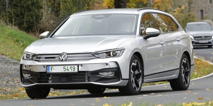 New 2023 Volkswagen Passat spied on the road again