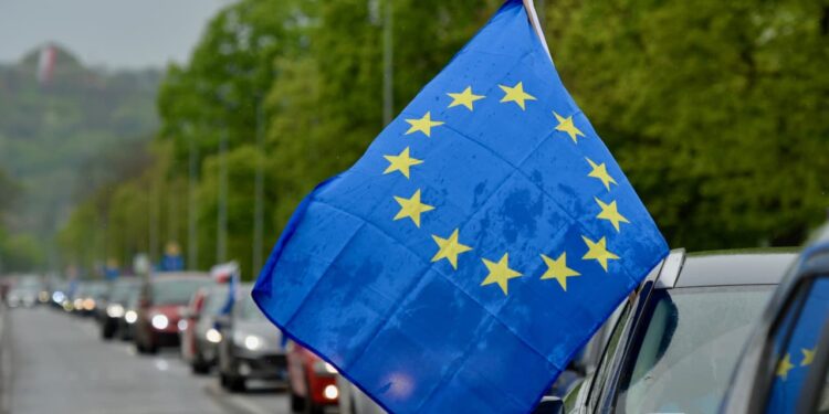 European Union proposes world’s strictest emissions rules for new cars