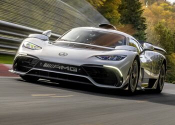 Video: Mercedes-AMG One breaks Nurburgring production-car lap record