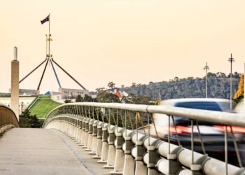 ‘Landmark’ electric car discounts one step closer following crossbench support