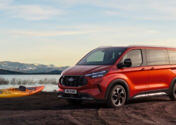 New Ford e-Tourneo Custom electric MPV arrives for 2023