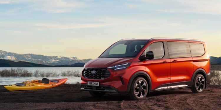 New Ford e-Tourneo Custom electric MPV arrives for 2023