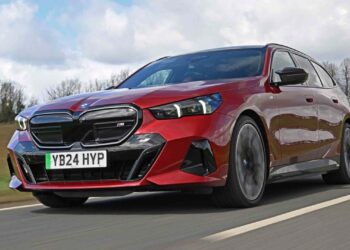 BMW i5 Touring review | Auto Express