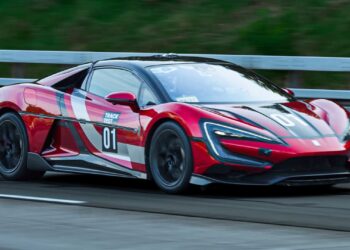 Astonishing Yangwang U9 Track edition hits 292mph to become world’s fastest EV