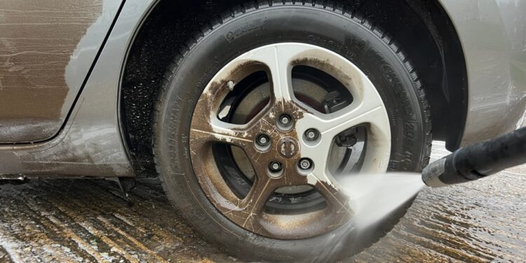 Best pressure washers for cleaning your car