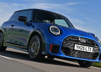 New MINI John Cooper Works 2025 review: retro hot hatch delivers pace and style