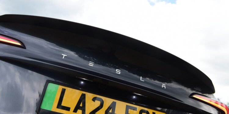 Tesla testing self-driving tech in the UK: Robotaxi coming to London?