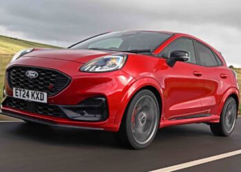 Ford Puma ST review | Auto Express