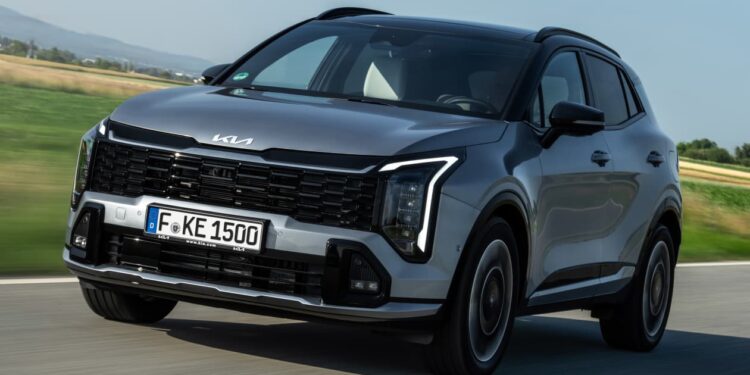 Kia Sportage review | Auto Express
