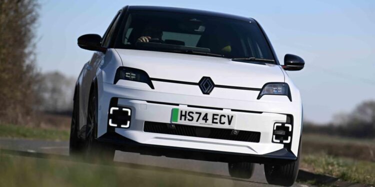 Car Deal of the Day: Racy and retro Renault 5 for only £188 a month