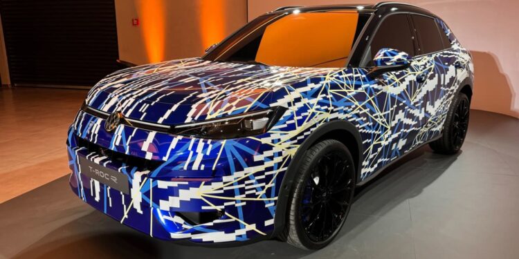 New Volkswagen T-Roc R: hot crossover to get 328bhp and a drift mode