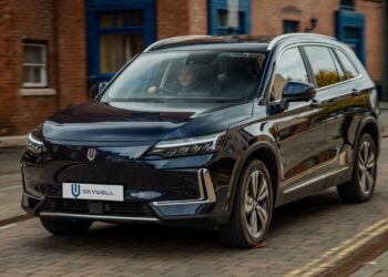 Skywell BE11 gets giant price cut and even more kit as electric SUV market hots up