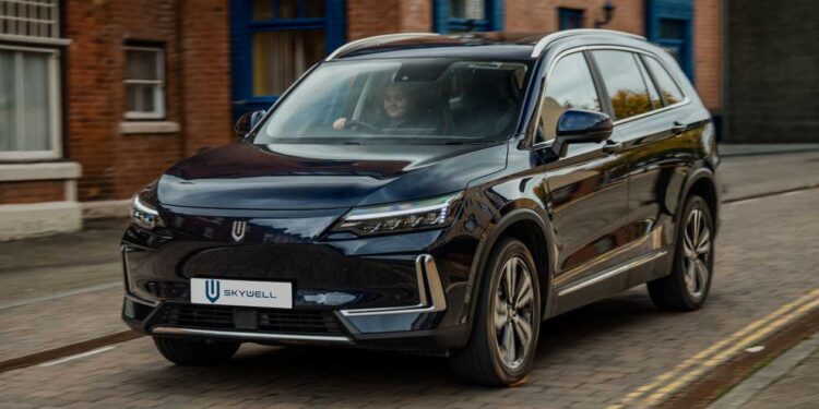 Skywell BE11 gets giant price cut and even more kit as electric SUV market hots up