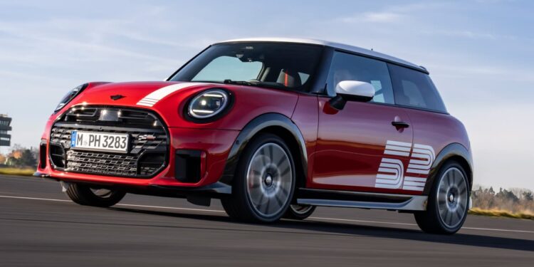 MINI 1965 Victory Edition special celebrates iconic rally win, with stickers