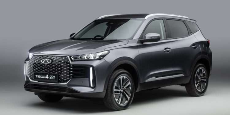 New Chery Tiggo 4 hybrid dips under £20k, undercutting rivals from Dacia Duster to Ford Puma