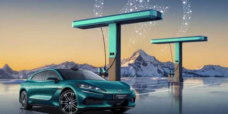 BYD Flash Charging network for the UK: blistering 1,500kW speeds due for big demo