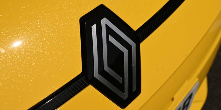 Renault EV growth gathers pace as high petrol prices tempt buyers to electric cars