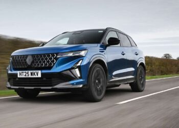 Renault Austral review | Auto Express