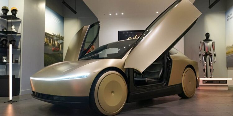 New Tesla Cybercab: details of range, power and battery size revealed