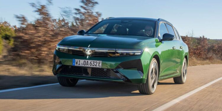 Vauxhall Astra Sports Tourer Electric 2026 review: plug-in estate makes a lot of sense