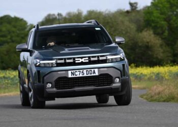 New Dacia Duster and Sandero EVs to join Spring as brand unlocks electric potential