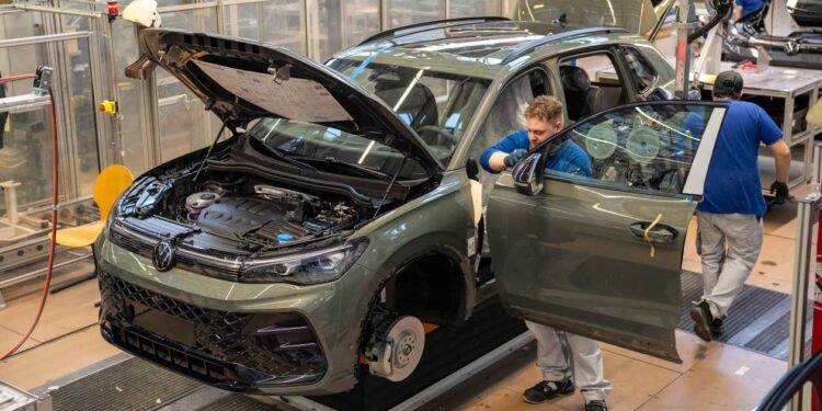 Volkswagen Group cuts 100k jobs, 50% of models and plans to build Chinese cars