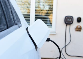 Electricity VAT axe to make EV charging cheaper, just not if you can’t charge at home
