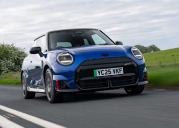 MINI Cooper Electric review | Auto Express