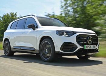 Mercedes GLB review | Auto Express