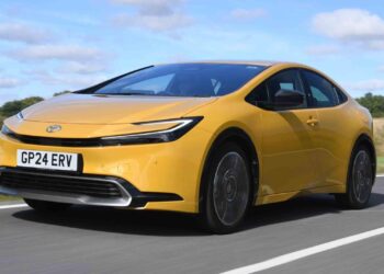 Toyota Prius review 2026 – boot space, interior & range