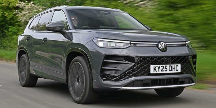 Volkswagen Tayron review | Auto Express
